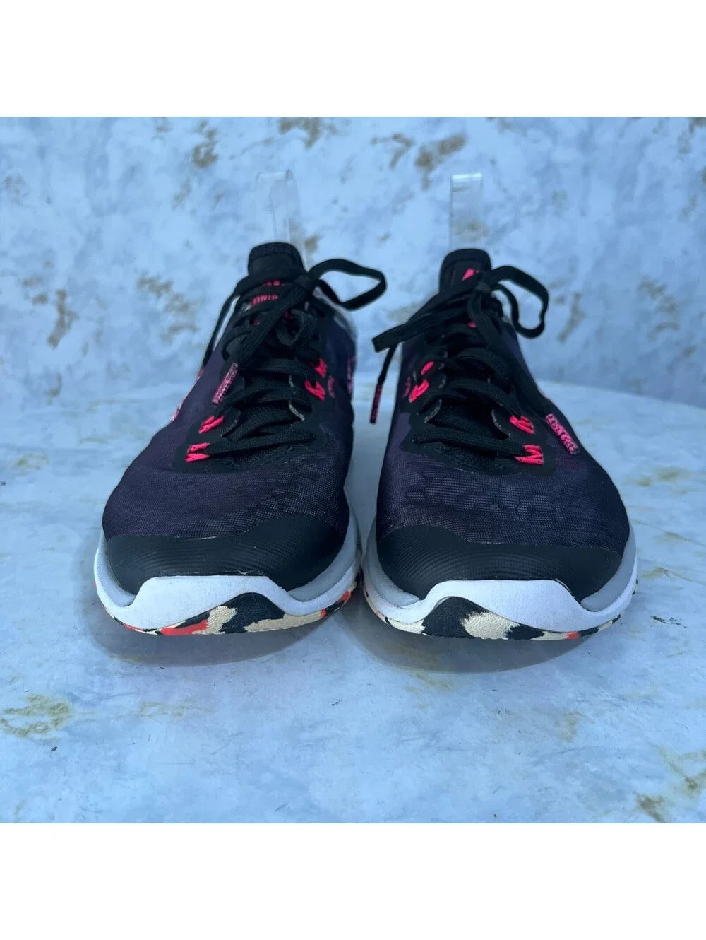 Nike Flex Supreme TR 4 Women's Size 8 Running Shoes Black Pink Floral Sneakers